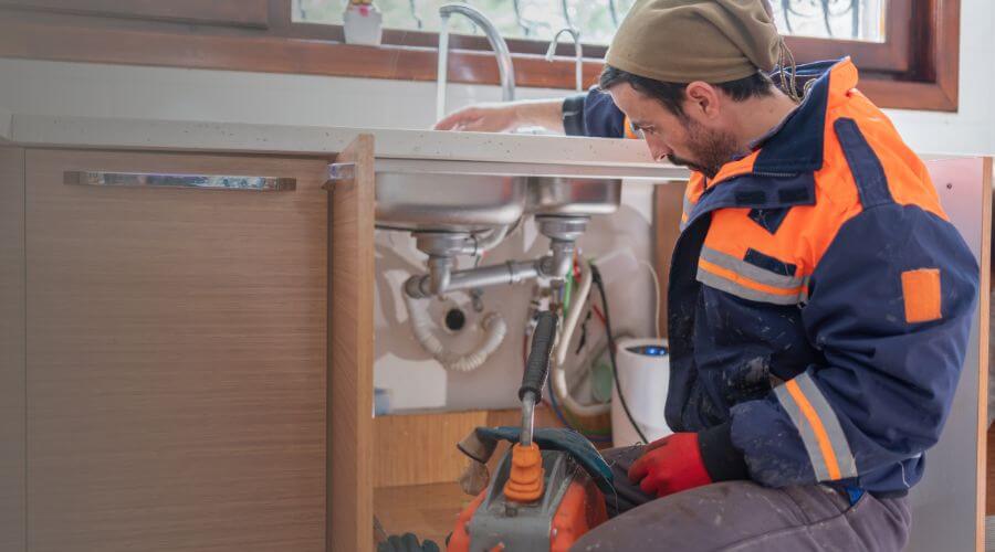 Professional Water heater repair in Bucks, AL